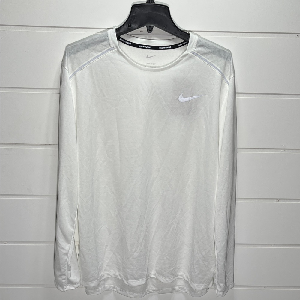 Nike Men's Classic White Long Sleeve Tee